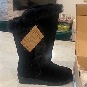 Bearpaw Black Faux Fur Winter Boots